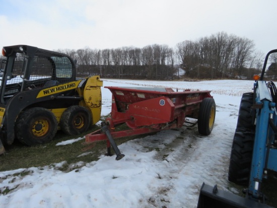 NEW HOLLAND 130 MANURE SPREADER