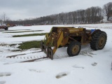 MASSEY FERGUSON 202 WORKBULL TRACTOR WITH LOADER FORKS AND A BUCKET 6082 HRS