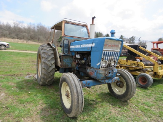 FORD 5000 TRACTOR WITH CAB