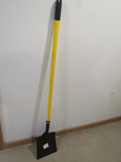 SQUARE SHOVEL FIBERGLASS HANDLE NEW