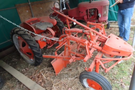 ALLIS CHALMERS MODEL G ORCHARD TRACTOR