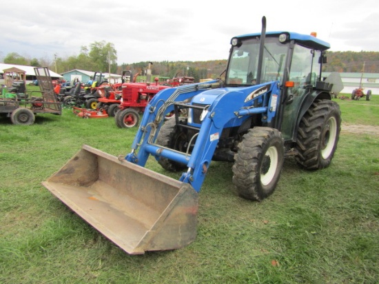 2005 NH TN70DA TRACTOR 4X4 CAB, HEAT, AIR W/ NEW HOLLAND 32LC LOADER
