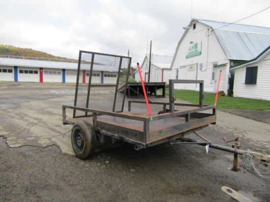 UTILITY TRAILER - NO REG- WILL NEED SOME FRAME WORK DONE TO IT