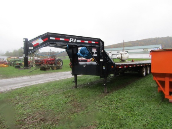 2015 PJ TRAILER GOOSENECK