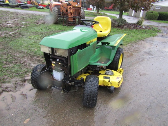 JOHN DEERE 42 656HRS 54" DECK HYD LIFT