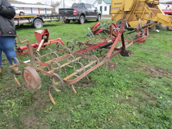 KONSLIDE 8FT 3PT HITCH SERIAL 2919, DANISH TINE CULTIVATOR W/GAUGE WHEELS