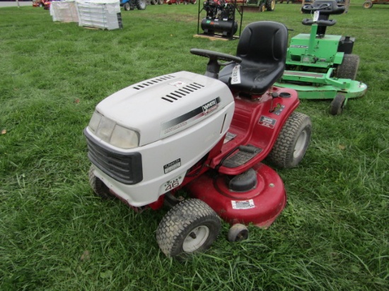 WHITE OUTDOOR AUTOMATIC SUPER 46 RIDING LAWN MOWER