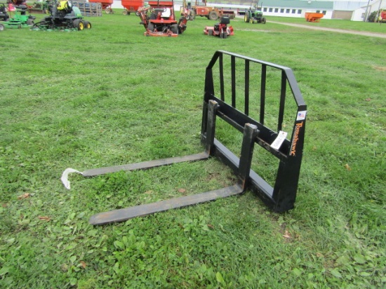 TOMAHAWK 2800LB 42" SKIDSTEER PALLET FORKS USED