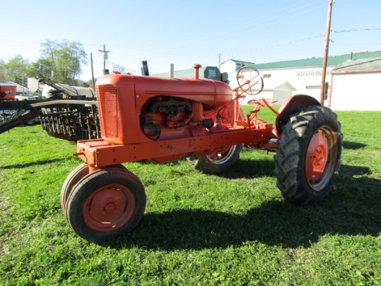 ALLIS CHALMERS WC TRACTOR NARROW FRONT END