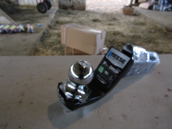 NEW REESE TOWPOWER  3 1/4"  DROP HITCH W/ SECURITY KIT