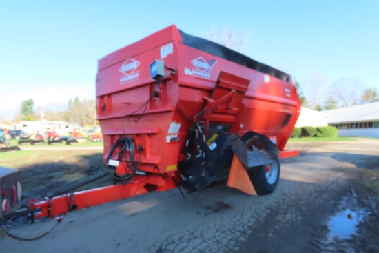 KUHN KNIGHT BOTEC 4142 MIXER WAGON 540PTO