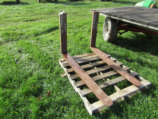 PIN ON PALLET FORK