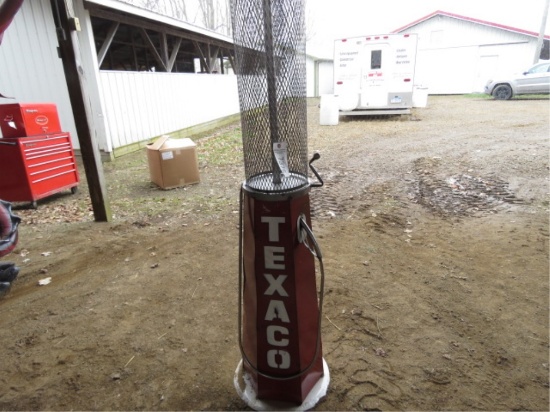 TEXACO IMATATION PUMP APROX 7FT TALL