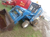 FORD 1720 4X4 W/LOADER