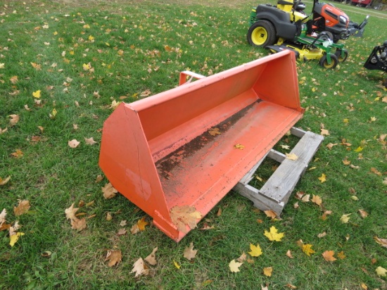 WEATHER UNUSED KUBOTA L1769 PIN ON BUCKET 6FT