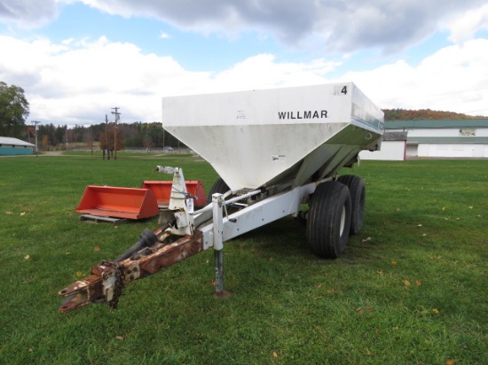 WILLMAR SUPER 600 NARROW TRACK FERTILIZER WAGON