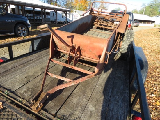 MCCORMICK GROUND DRIVEN MANURE SPREADER