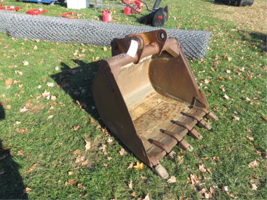 EXCAVATOR BUCKET