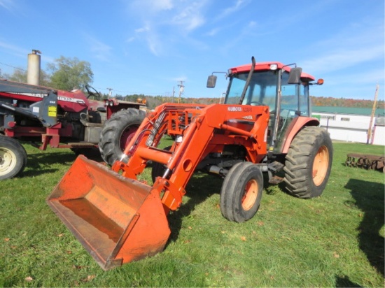 KUBOTA M9000 TRACTOR 2WD W/ KUBOTA LA1251 LOADER 3918HRS