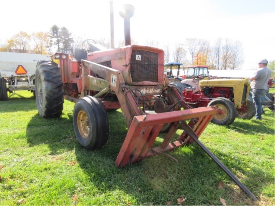 ALLIS CHALMERS ONE NINTY XT TRACTOR WITH INTERNATIONAL LOADER W/ BALE SPEAR 2WD