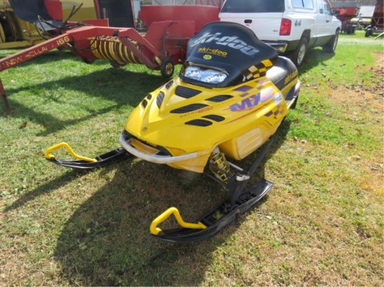 1999 SKIDOO SNOWMOBILE