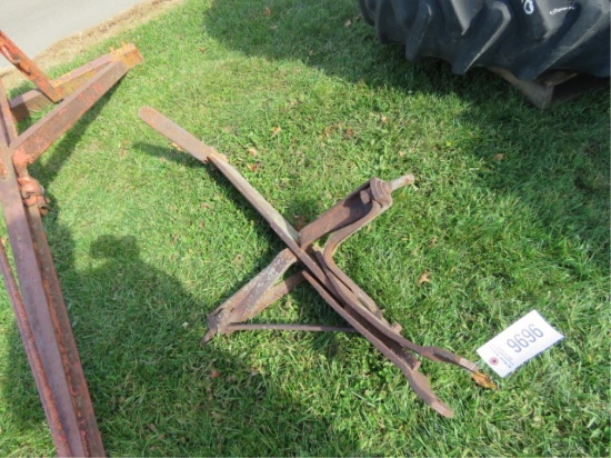 3PT HITCH RIPPER