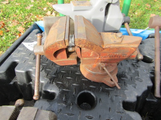 SHOP KING VISE RED