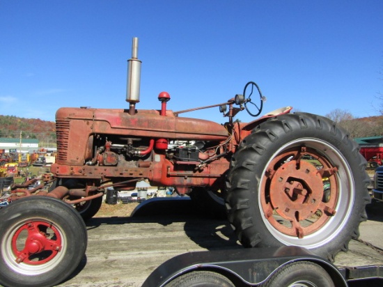 FARMALL H RUNS 540 PTO NEW TIRES, LIGHTS