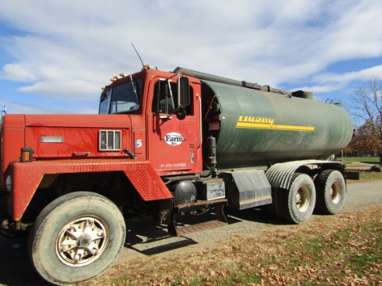 1986 INTERNATIONAL 4500 GALLON TANK MANURE TRUCK