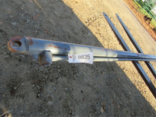 LARGE 7FT HYDRAULIC CYCLINDER