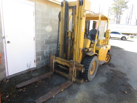 HYSTER MODEL H80C DIESEL FORK TRUCK