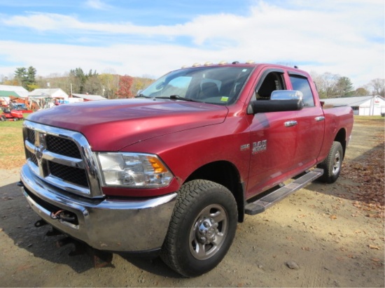 2013 DODGE RAM 2500 HEAVY DUTY W/ HEMI 5.7 LITER ENGINE QUAD CAB