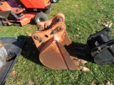 KUBOTA EXCAVATOR BUCKET 66
