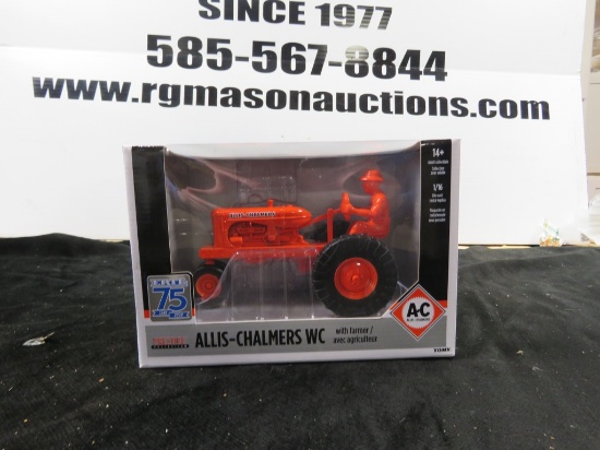 ERTL 75 ALLIS CHALMERS WC  W/ FARMER/AVEC AGRICULTEUR