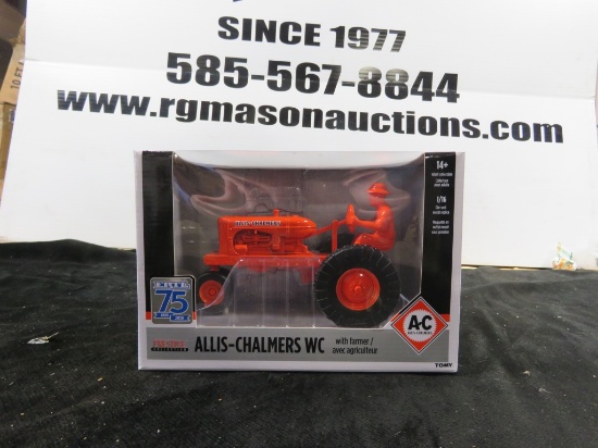 ERTL 75 ALLIS CHALMERS WC  W/ FARMER/AVEC AGRICULTEUR