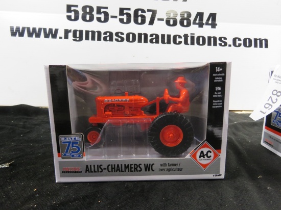 ERTL 75 ALLIS CHALMERS WC  W/ FARMER/AVEC AGRICULTEUR