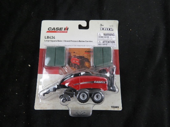 ERTL CASE III LB434 LARGE SQUARE BALER