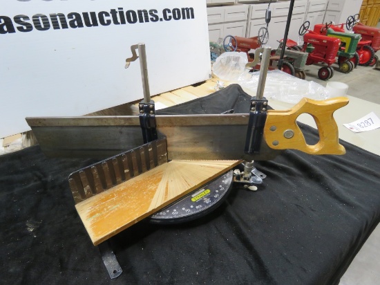 STANLEY MITER SAW