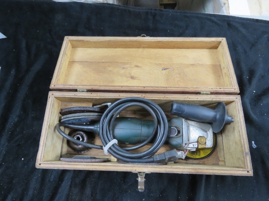 METABO 4 1/2" GRINDER