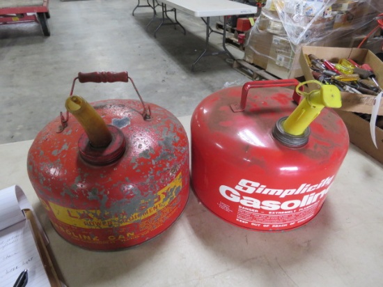 METAL GAS CANS