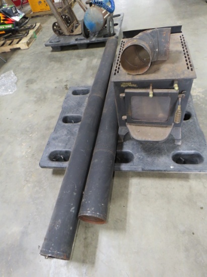 WOOD STOVE WITH PIPE