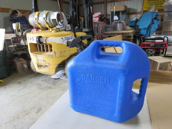 5 GALLON KEROSENE CAN