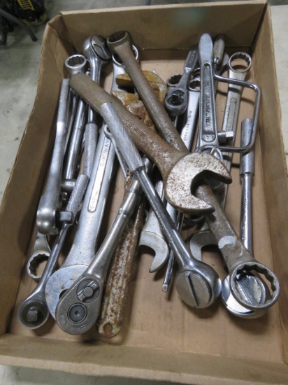 GROUP WRENCHES AND RATCHETS