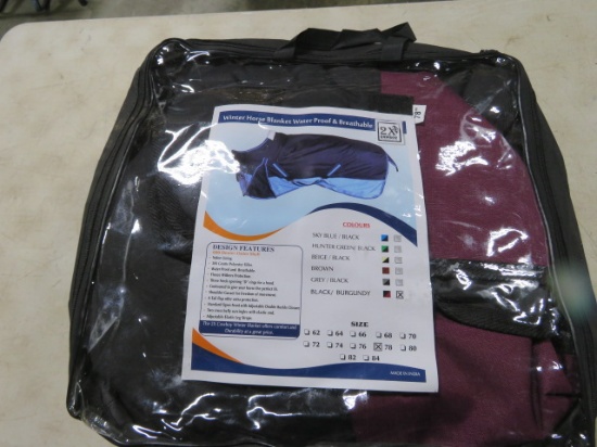 WINTER HORSE BLANKET WATERPROOF AND BREATHABLE