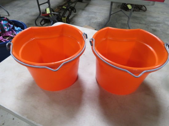 FEED BUCKETS ORANGE