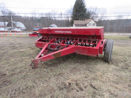 INTERNATIONAL 510 GRAIN DRILL SINGLE DISC