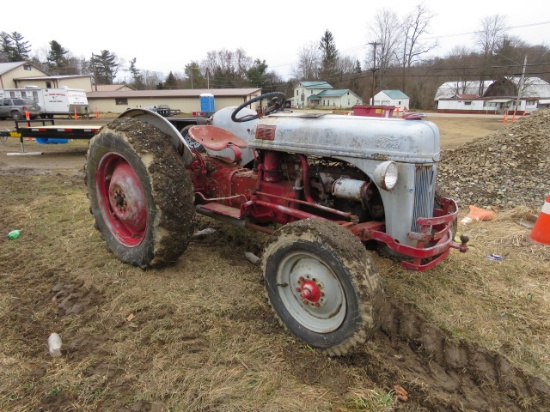 FORD 8N OR 9N TRACTOR DOESN'T RUN