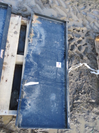 TOMAHAWK SKIDSTEER MAKEUP PLATE
