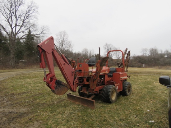 5110 DITCH WITCH WITH A420 BACKHOE AND TRENCHER RUNS AND