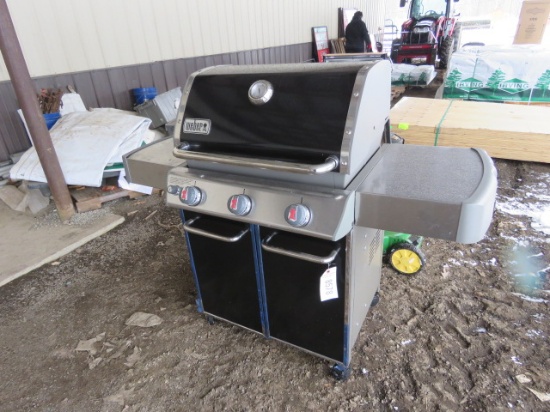 WEBER GRILL PROPANE NO TANK LIKE NEW